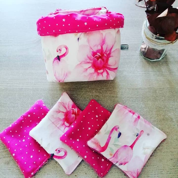 LES PETITS TITOUS - Vendita all'ingrosso Struccanti - Set cesta con 8 salviette lavabili assortite5