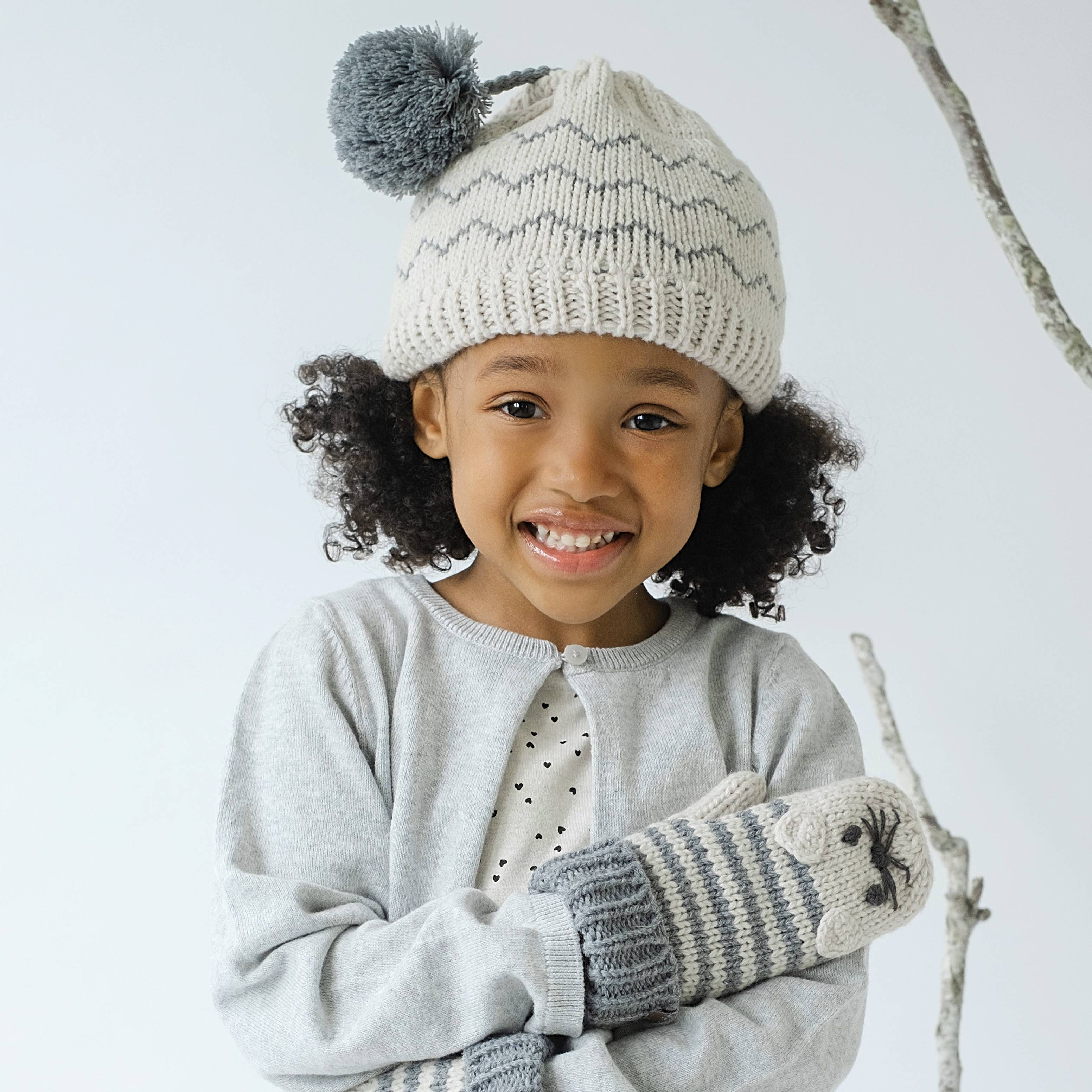 Peppercorn Kids - Wholesale Mittens - Kids - Knitted Cat Mittens - Toddler / Little Kids / Big Kid - Gray4