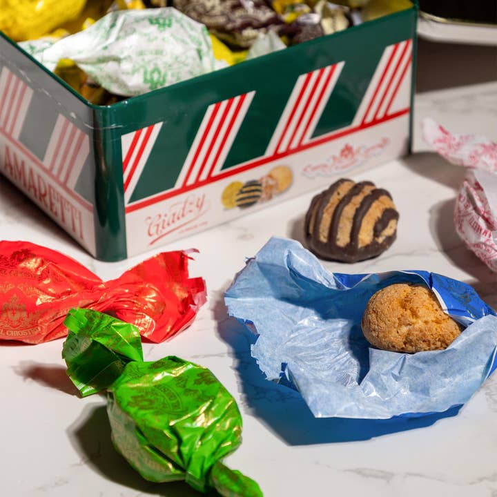 Giadzy - Wholesale Cookie - Assorted Amaretti Cookie Tin