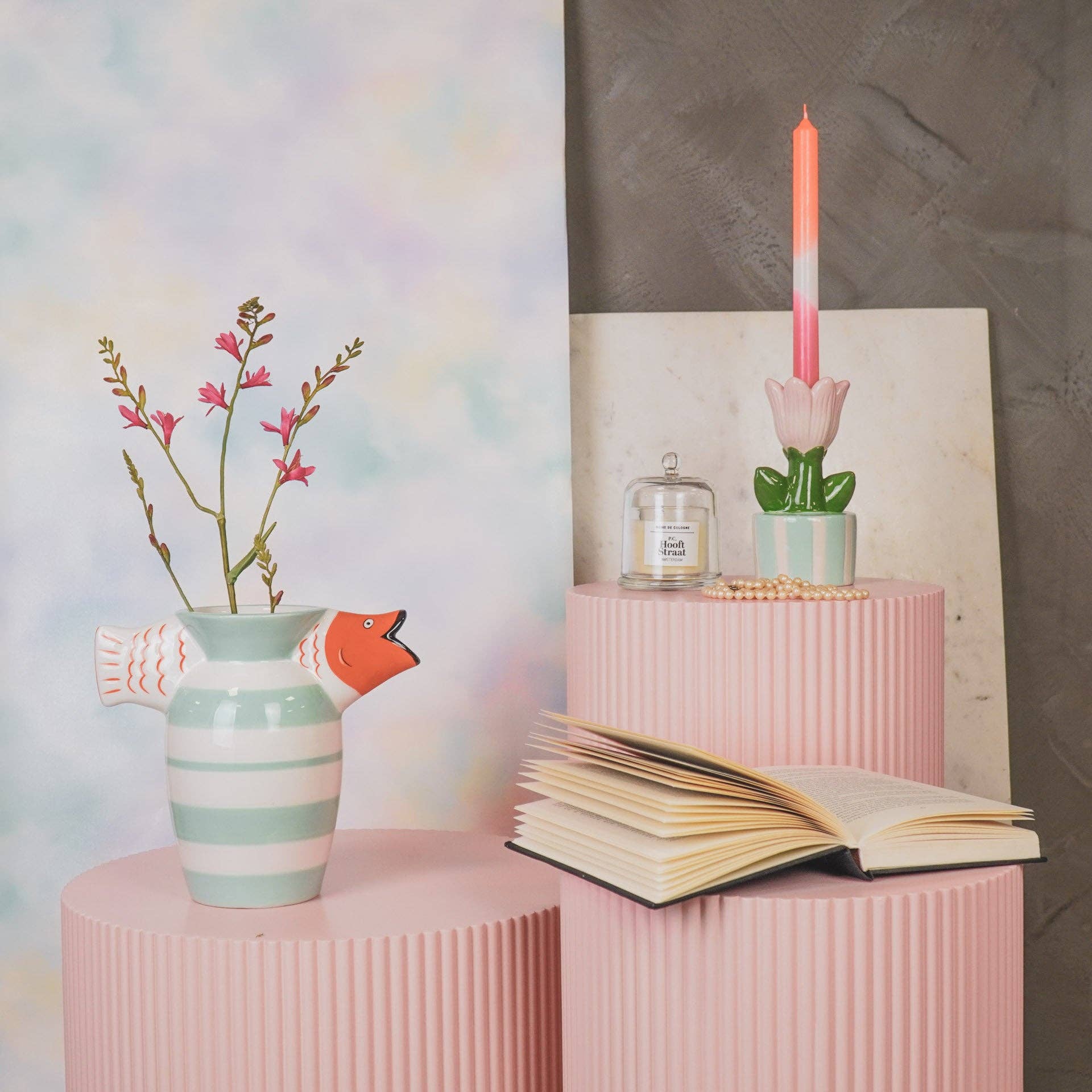 Housevitamin bv - Wholesale Vase - Vase - Fish- Dolomite -Mint/White/Orange -23x12.5x21cm1