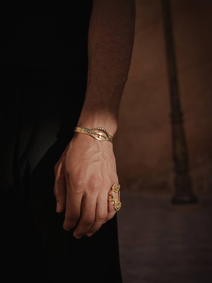 Eyes of the Desert Ring Yellow Brass Unisex for wholesale by SHE ARCHIVES