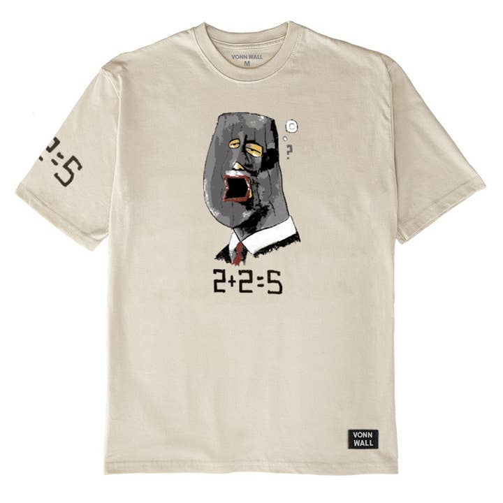 T-shirt graphique surdimensionné Dos Mas Dos 8 pour la vente par Vonn Wall