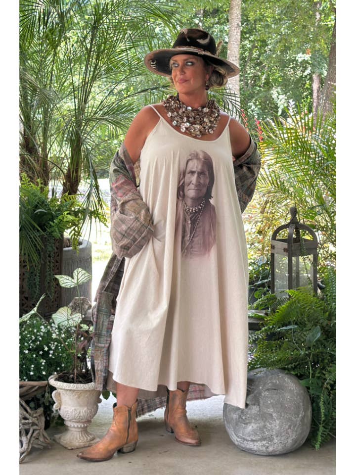 Keep Moving Kleid - Valor für den Großhandel von Jaded Gypsy