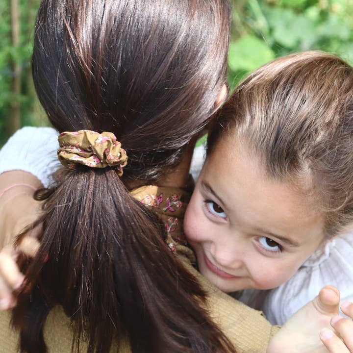 Maho - Wholesale Scrunchie - Women's - Bridget Olive Flowers0