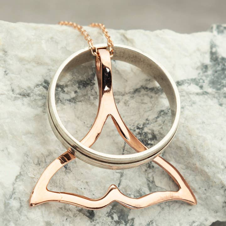 Collar para anillos con forma de cola de pez para venta al por mayor de Gowa Design