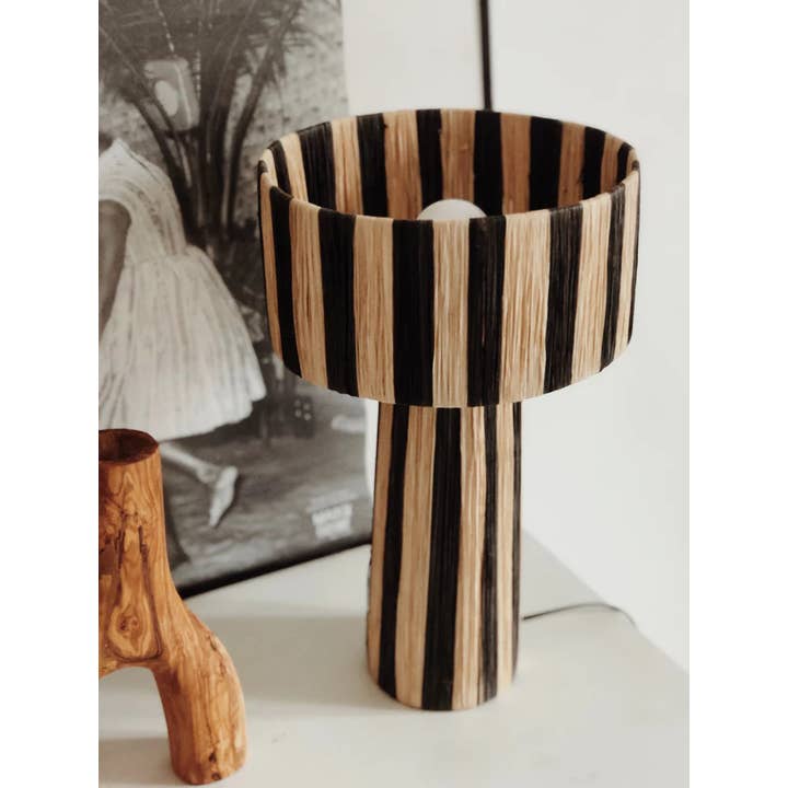 Mikwi - Wholesale Accent/Desk Lamp - Thin Stripes and Natural Raffia lamp, TABLE Raffia LAMPS
