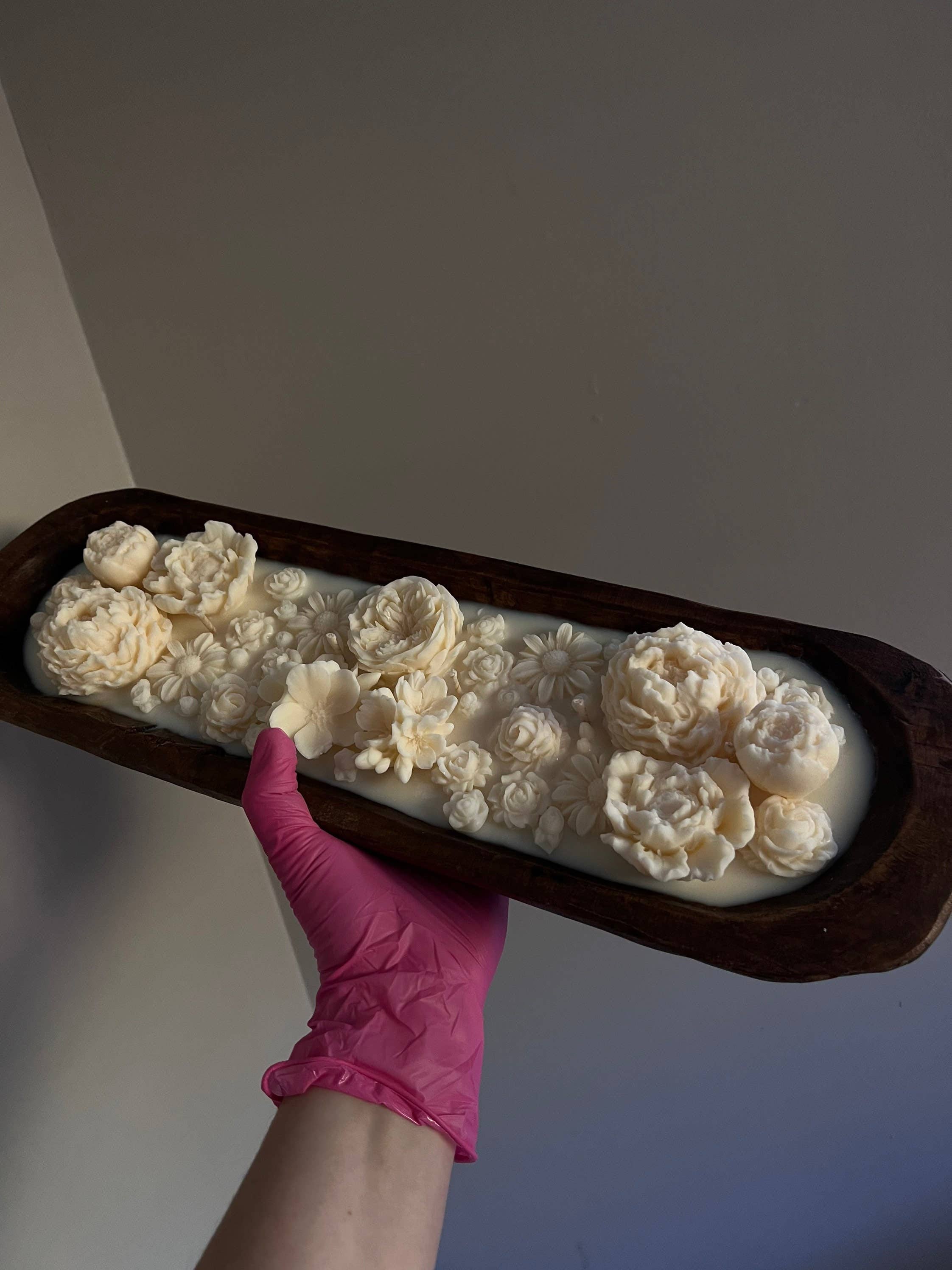 Agaboo Candle - Wholesale Novelty Candle - HUGE Flower Candle 28 oz -Dough Bowl Candle 19½" X 5½" X 2"10