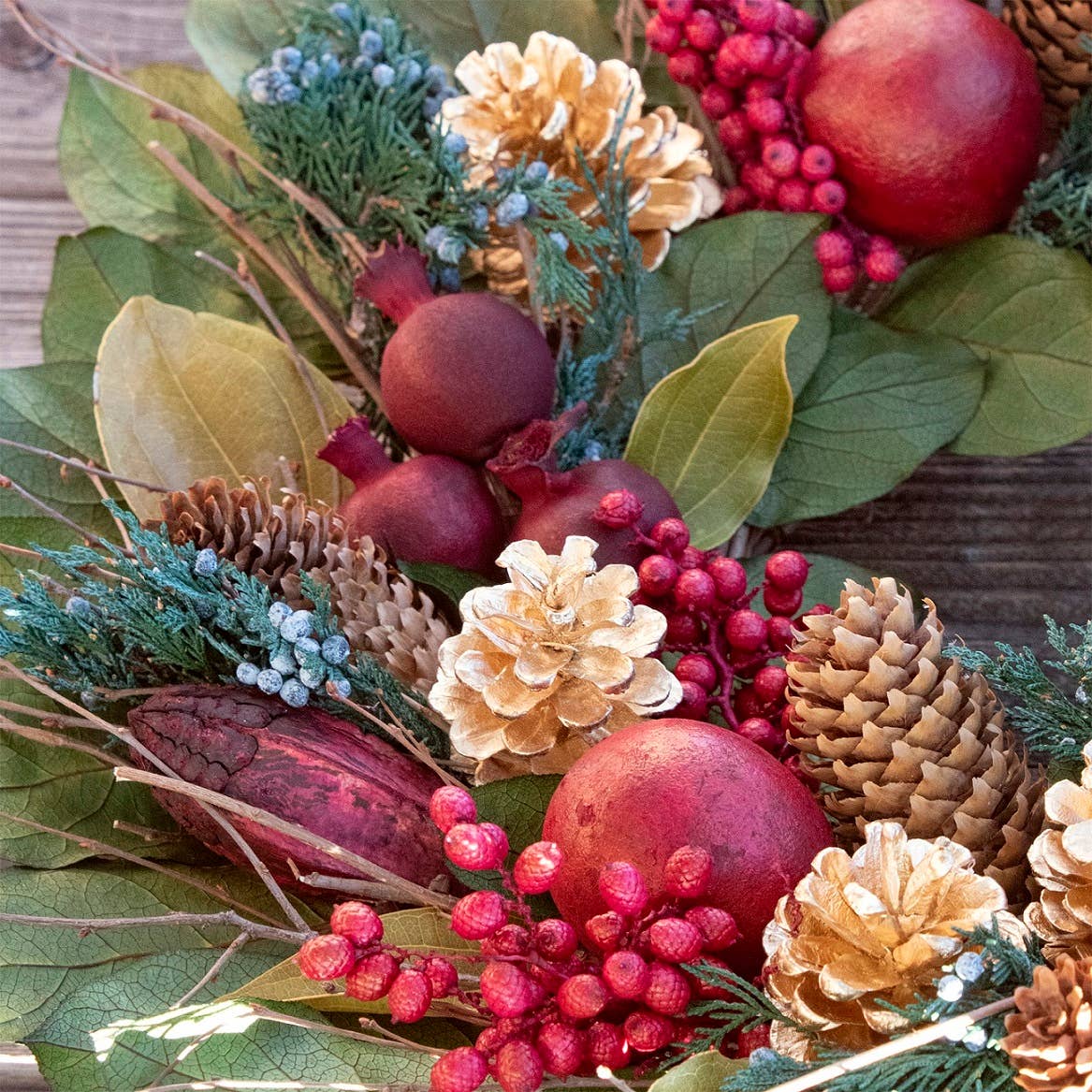 Andaluca - Wholesale Wreath - Golden Pinecone & Pomegranate Wreath3