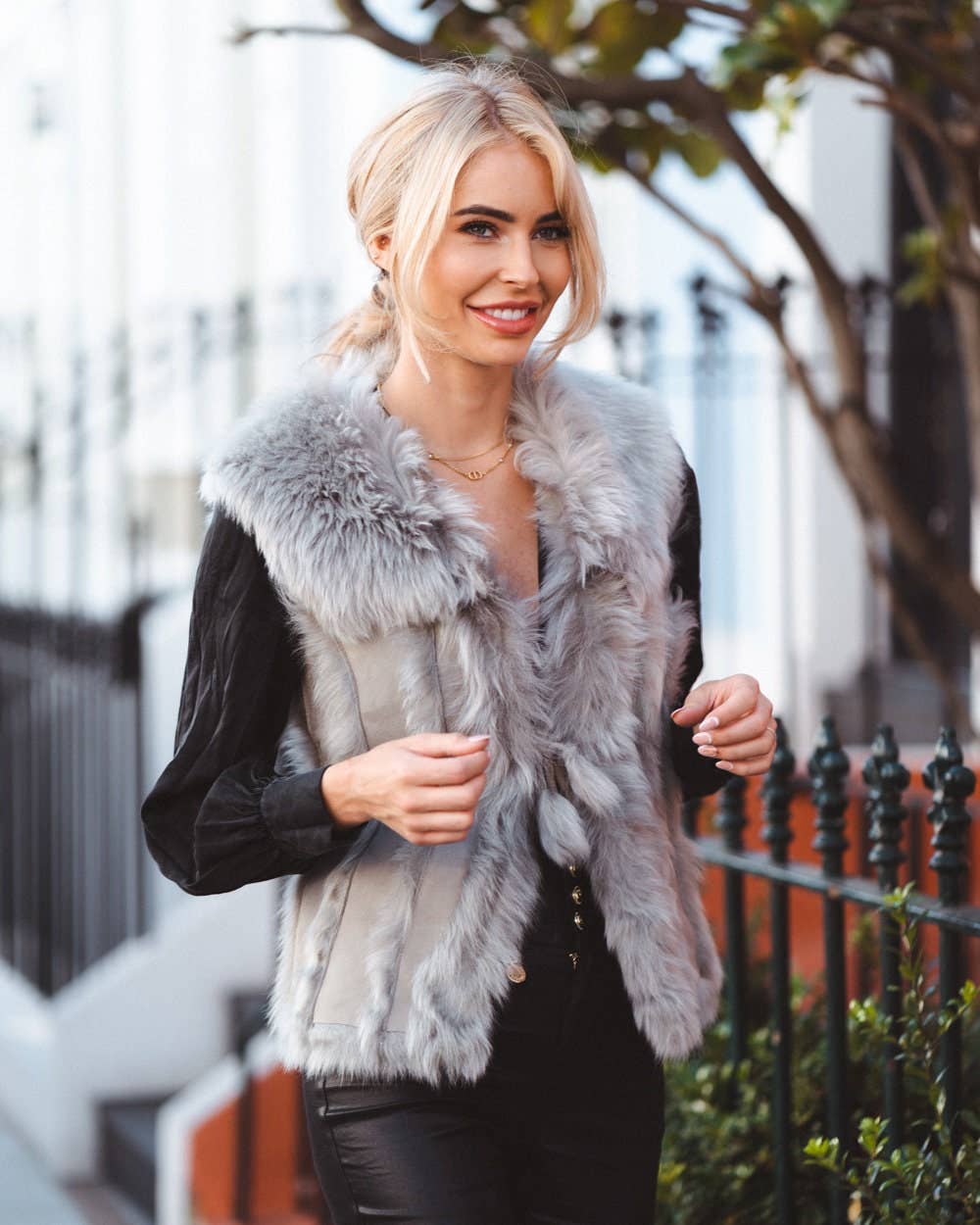 Sheepers SP .Z O.O. - Wholesale Outerwear Vest - Women's - Grey Piece Toscana Gilet0