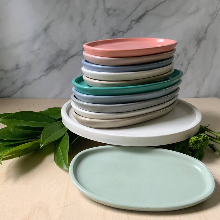 Left Corner Goods - Wholesale Decorative Tray - Concrete Oval Tray | candle catch all | Plant tray