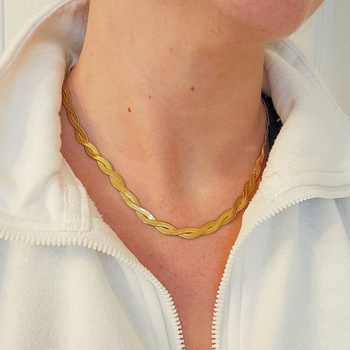 Rock Paper Pretty Jewelry - Wholesale Link & Chain Necklace - Regal Herringbone Necklace
