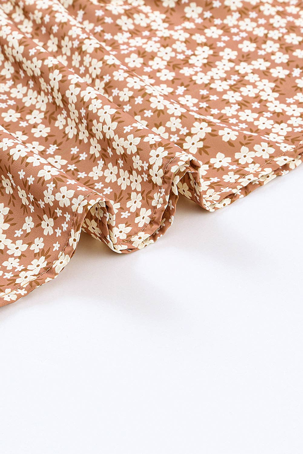 Lovesoft - Wholesale Jumpsuit - Dames - Jumpsuit met smalle bandjes en smockerlijfje en wijde pijpen en bloemenprint22