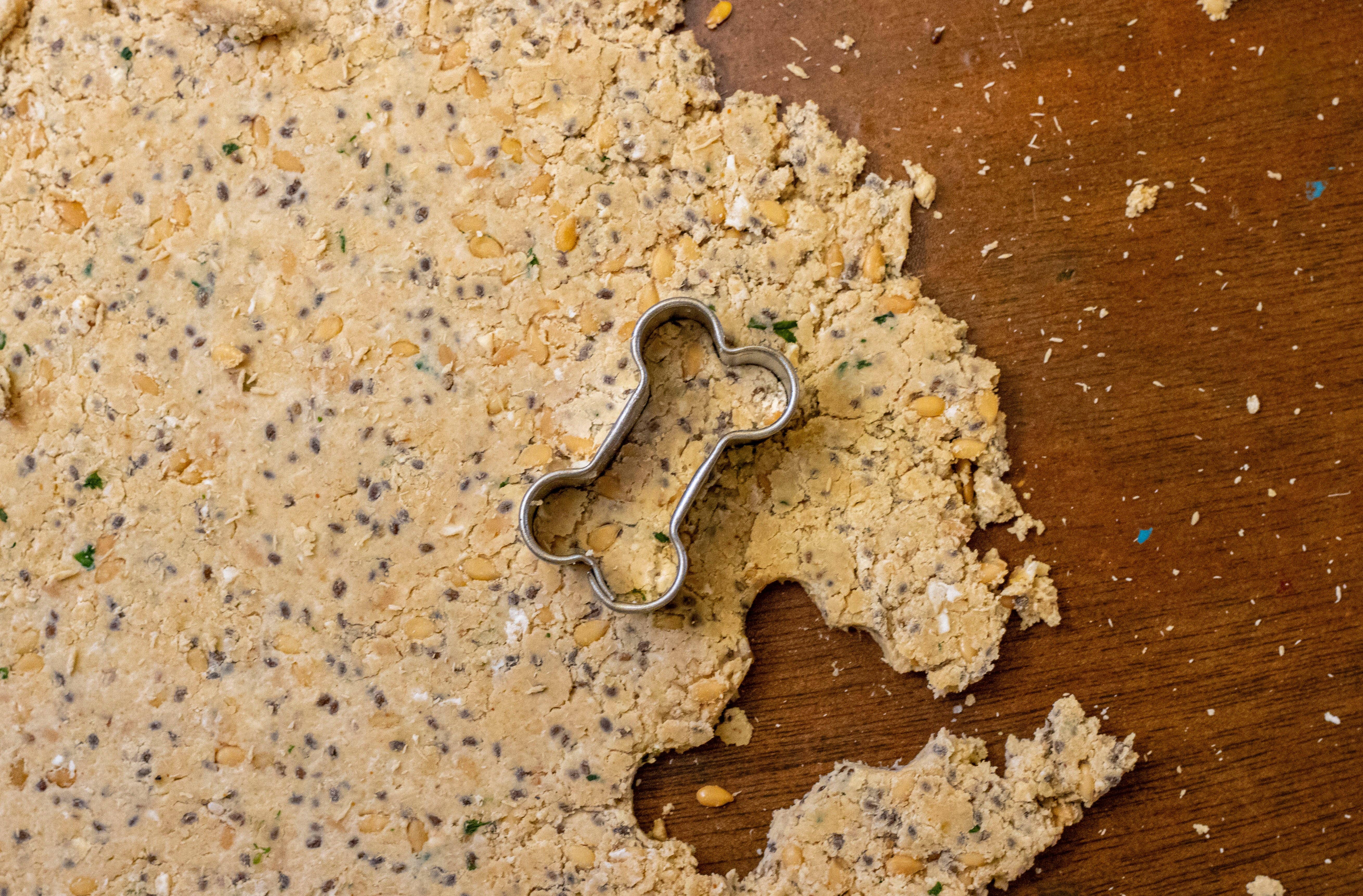 Scratch Treats - Wholesale Pet Treats - Dog - Bake-At-Home Dog Treat Kit - Peanut Butter - Makes 80 Treats3