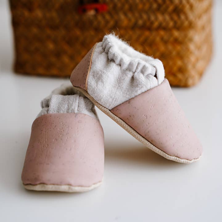 PANTOUFLES CHLOE pour la vente par SoftSoul Footwear INC