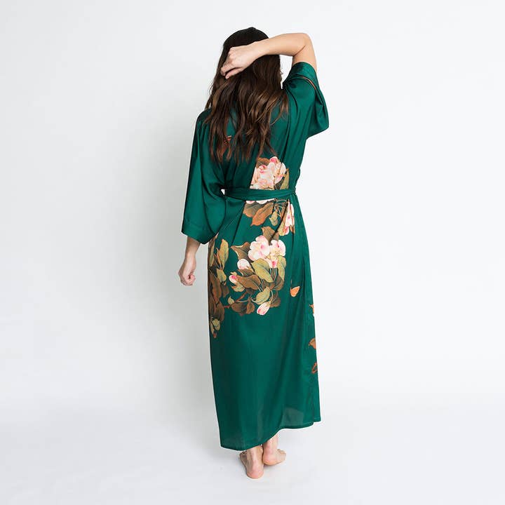 KIM+ONO - Wholesale Robe - Women's - Peony & Butterfly Long Kimono Robe5