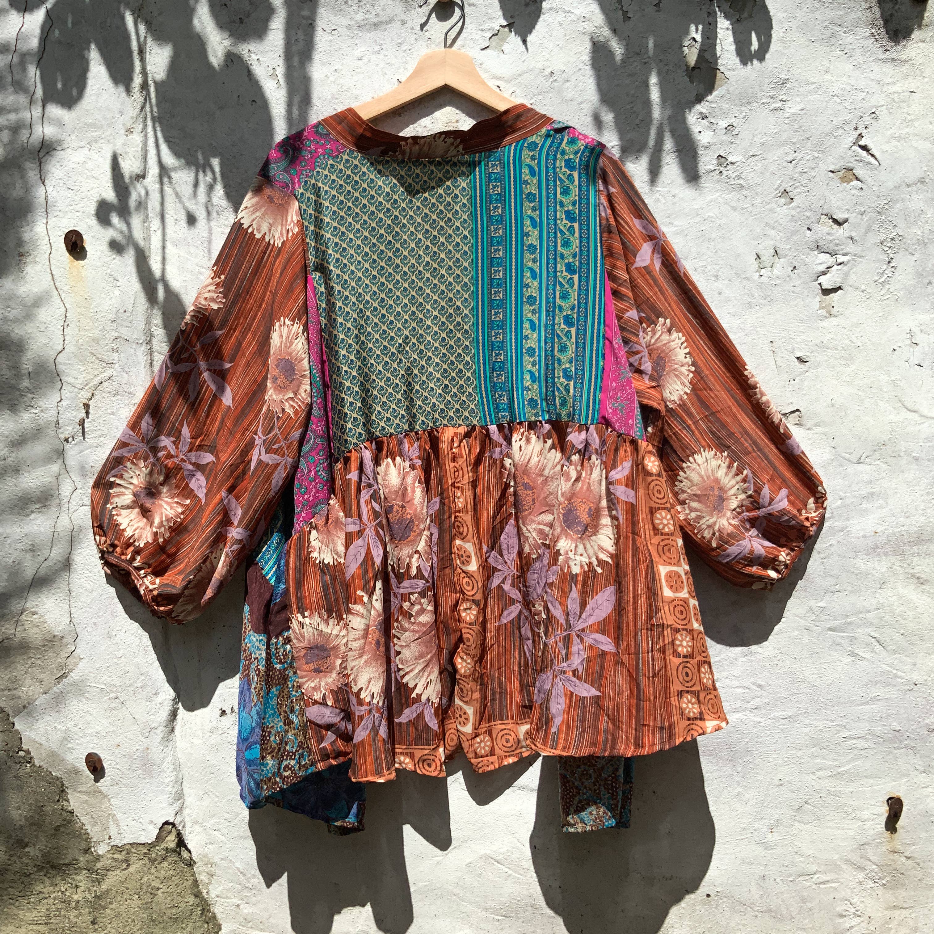 Kaohinani – wholesale Buttoned-down shirt – Women's – Sari Smock Shirt6