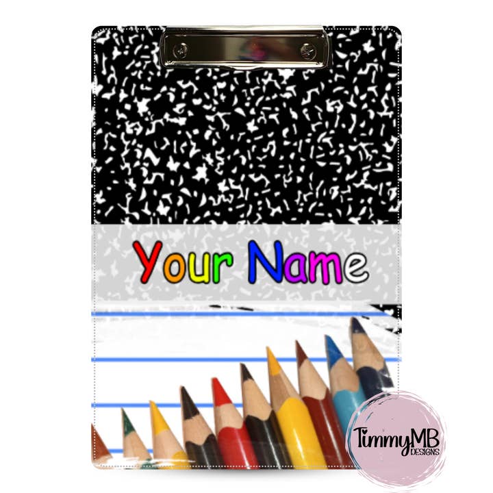 Cahier de Composition : Crayons de Couleur - Presse-papiers Personnalisé pour la vente par TimmyMB Designs