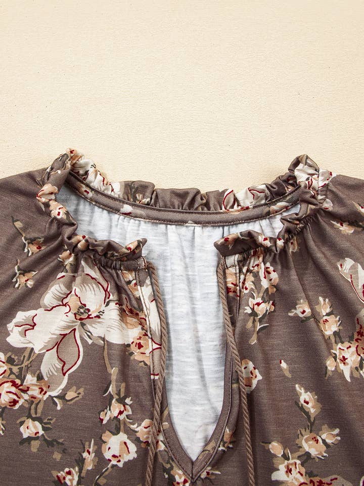 Khaki Retro Floral Print Tassel Tie Split Neck Short Sleeve Blouse for wholesale on Faire