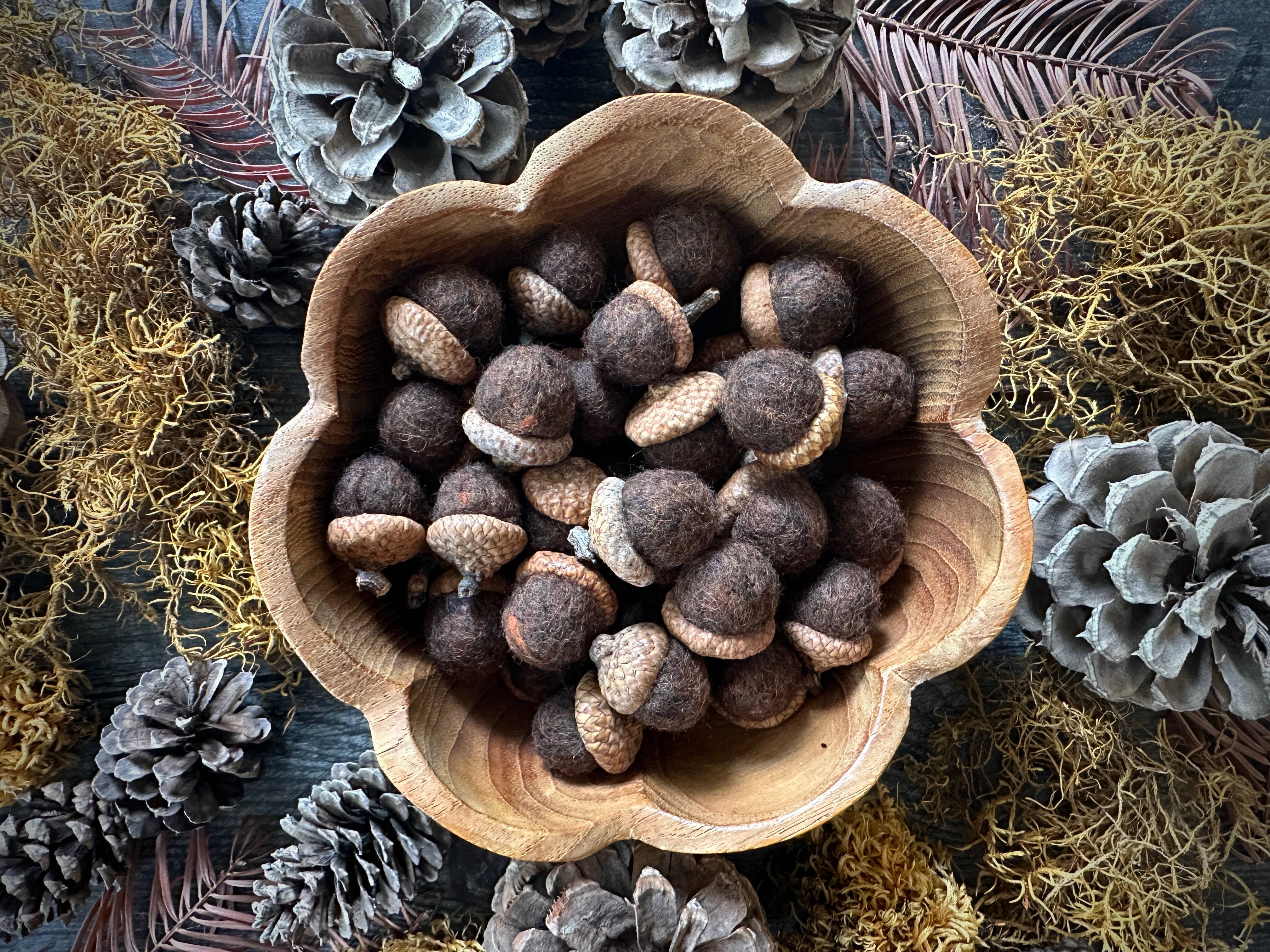 House of Moss - Venta al por mayor Artículo decorativo de mesa - Bellota de lana | Decoración mini de lana afieltrada | 11 colores10