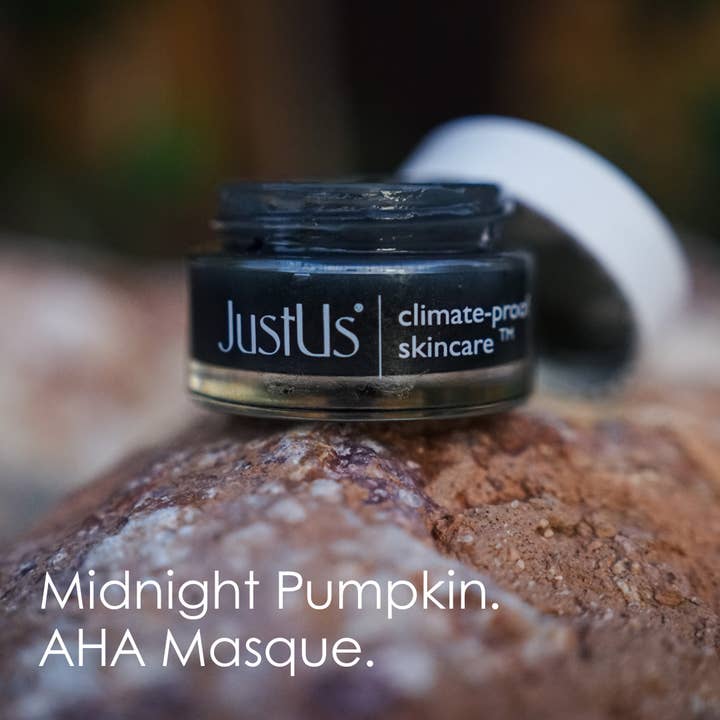 Midnight Pumpkin. Genopfriskende Sovemaske – Natlig Eksfoliering + Strålende Hydrering til Træt eller Ujævn Hud for engroshandel hos JustUs Skincare