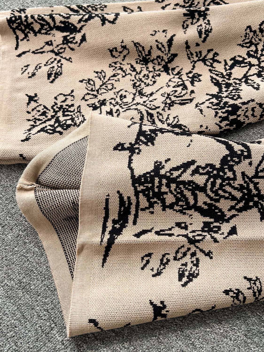 safistyle - Wholesale Lounge Set - Women's - Floral Drawstring Hoodie & Wide-Leg Pants Set9