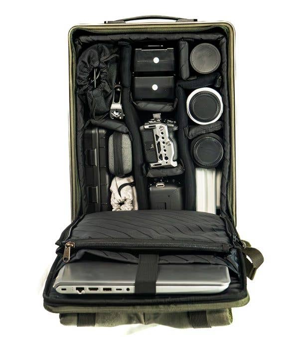 REMOVED BRAND - Wholesale Backpack - Unisex - 17″ Aluminum Backpack17