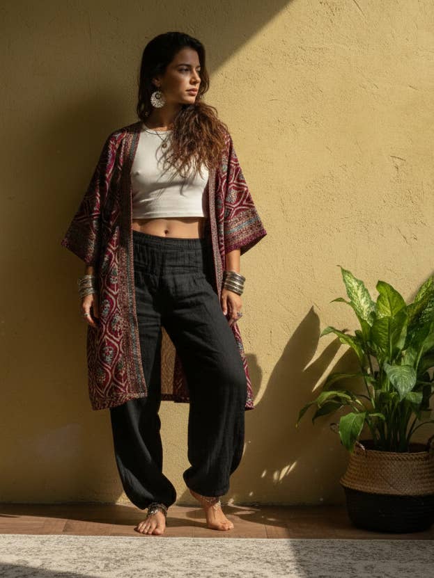 Vestido Camisero de Kimonos Reversibles Paquete de 10 Kimonos Surtidos para venta al por mayor de Humanity Centred Designs