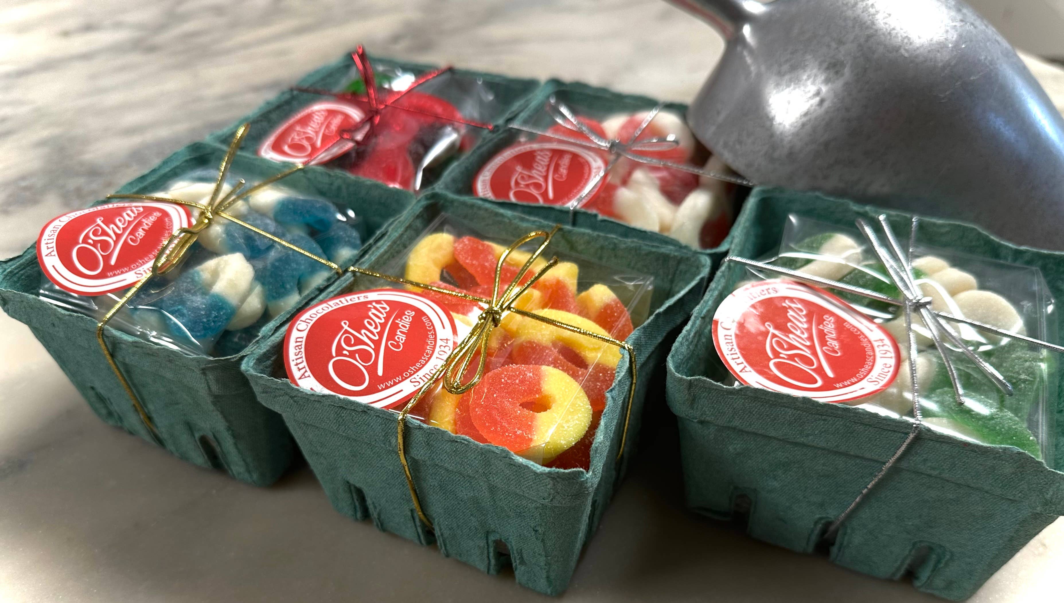 O'Shea's Candies Sweet Shop - Wholesale Gummy - Farmer Market Style Gummy 🍏 “Apple Rings w/Basket ” 1/2LB  2