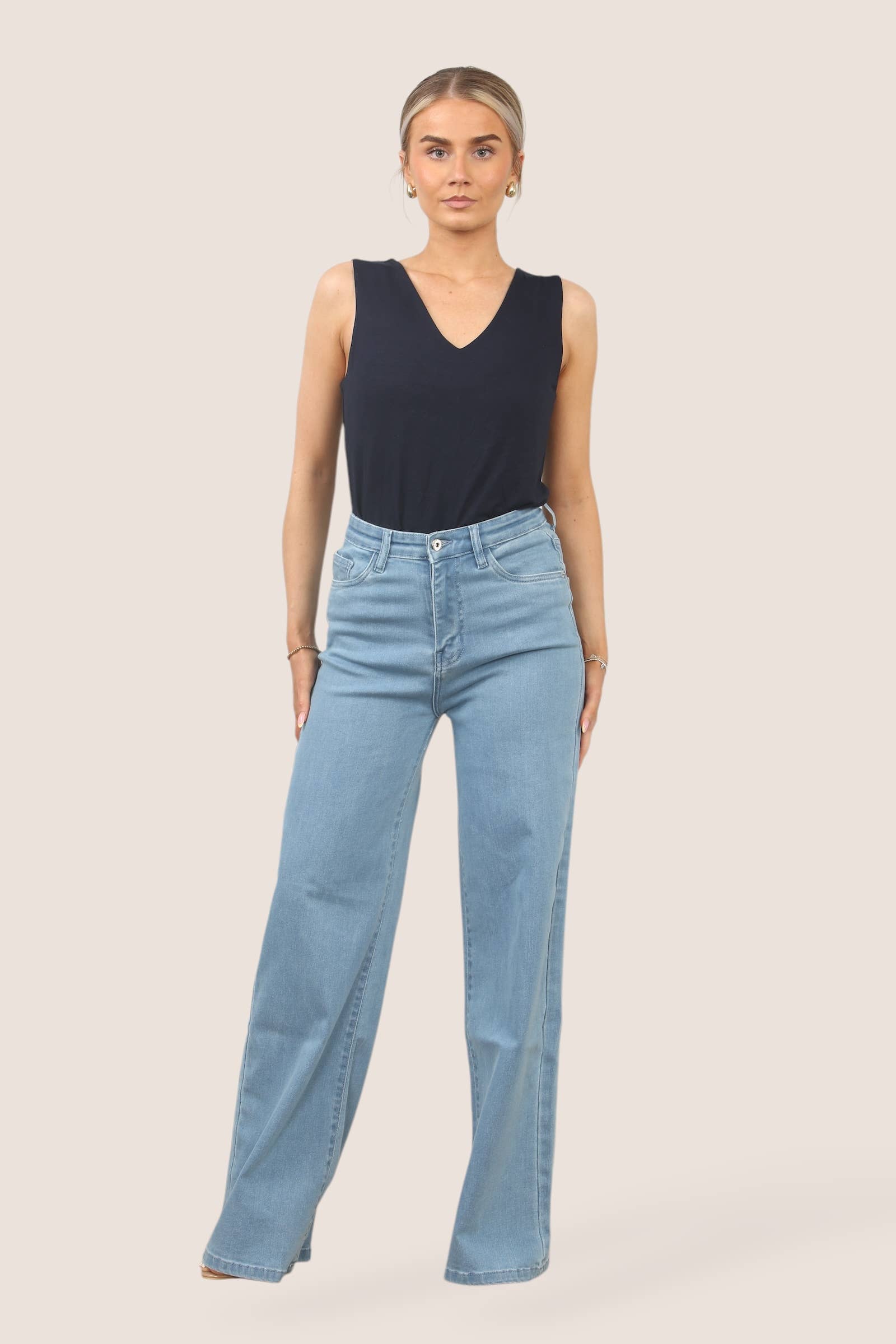 J5FASHION - Vendita all'ingrosso Jeans - Donna - JEANS A GAMBA LARGA A VITA ALTA IN DENIM2