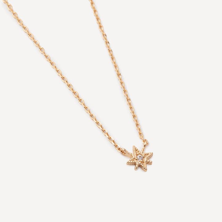 18k guldpläterat Stjärnhalsband för wholesale av Meora Paris