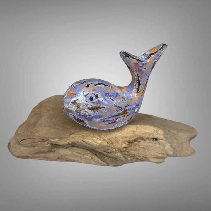 Batik Indah - Wholesale Decorative Figurine - Wooden carved painted whale on wood stand