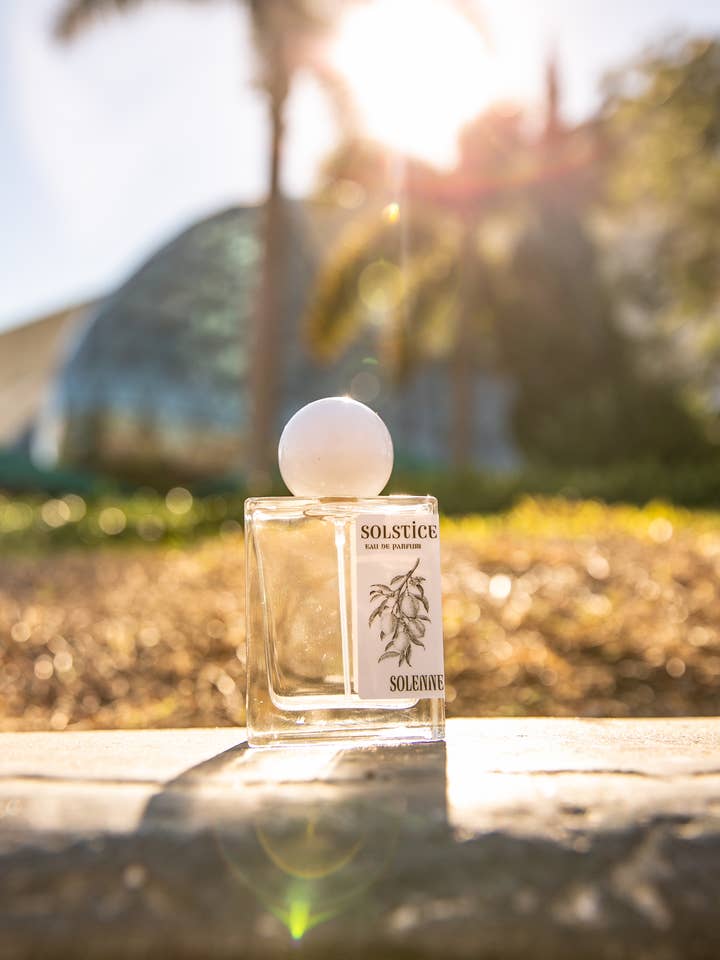 SOLSTICE - Eau De Parfum - Nontoxic Fragrance for wholesale by Solenne Fragrance