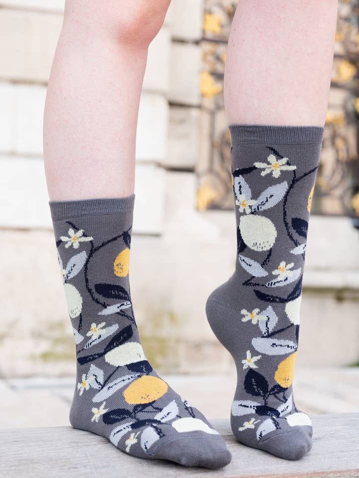 Limone Socken mit Zitronen- und Blumendesign für den Großhandel von Clovis & Clothilde Paris