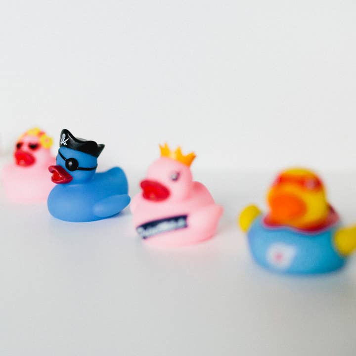 Canard de bain - ISABELLE LAURIER et autres tendances Résultats pour mercier jouet en vente B2B. Retours gratuits et paiement à 60 jours sur Faire sur Faire.