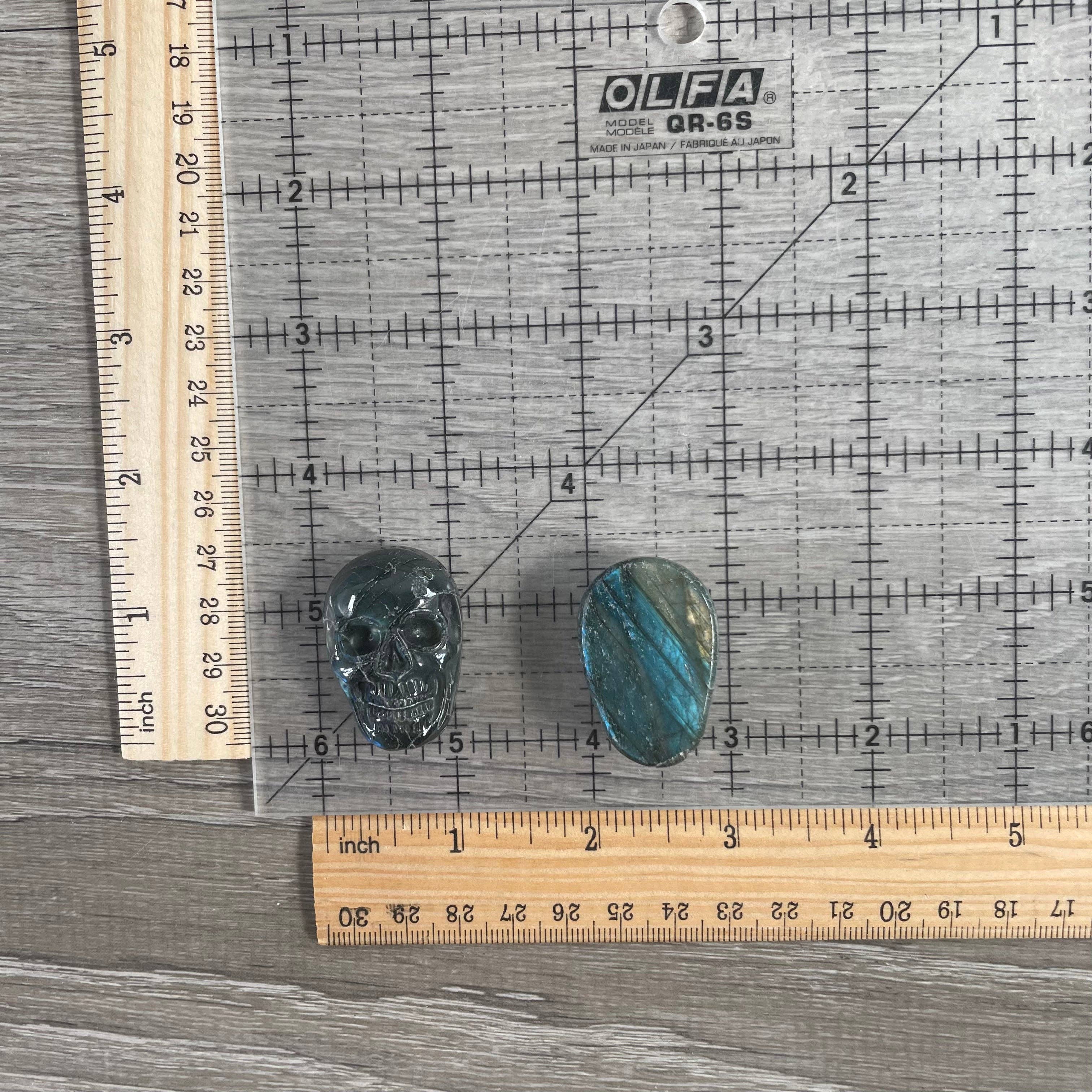 Keystone Crystals – wholesale Dekorativ statyett – Handskurna labradoritkristallfigurer – Partistatyer4