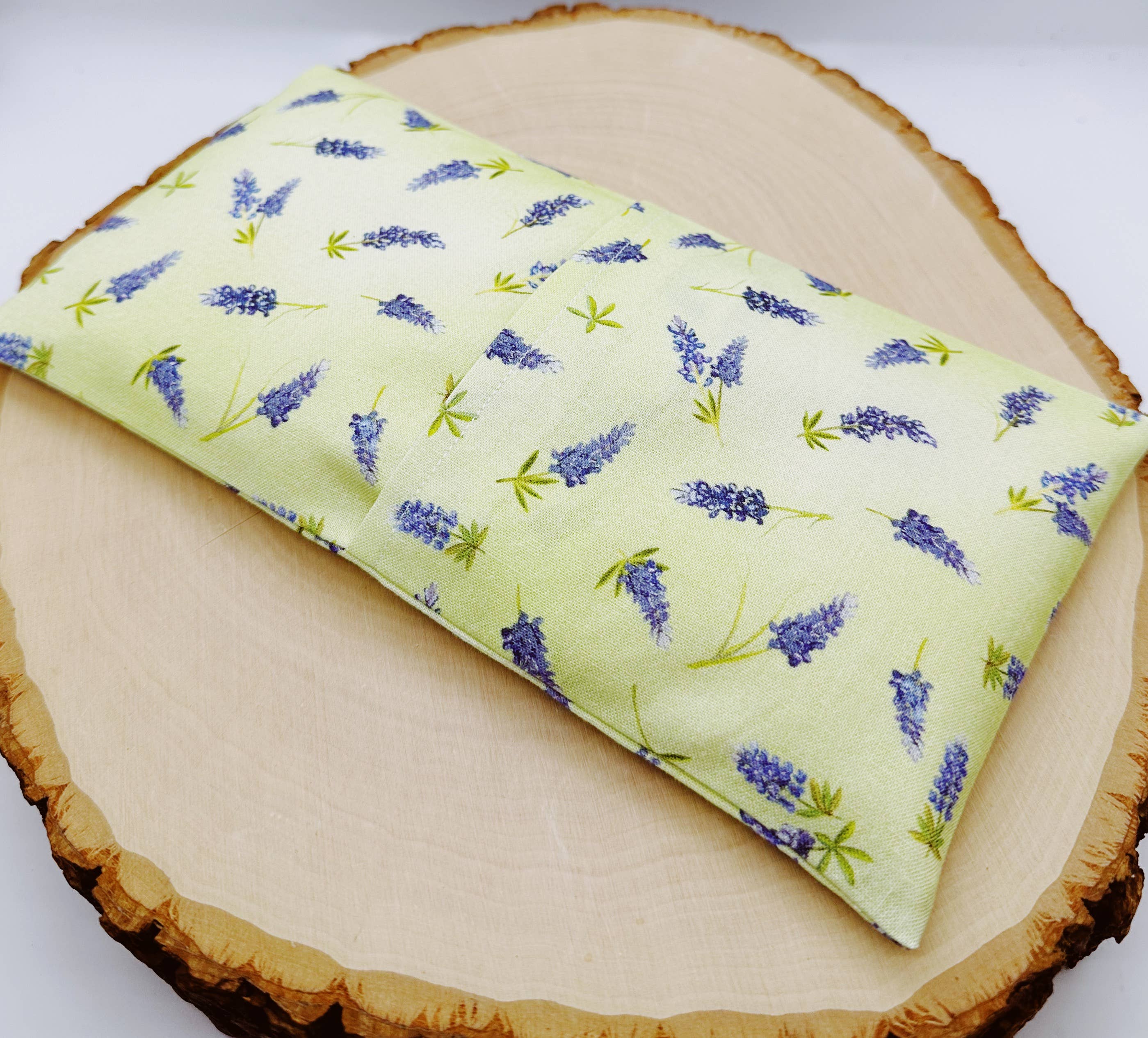 Wellness & Oils – wholesale Spa/therapy pillow – Lavender Eye Pillow with Washable Cover-Green Lavender Field2