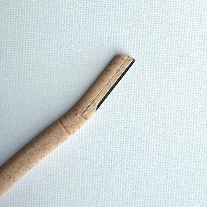 EcoFreax – wholesale Eyebrow razor/shaper – Eco-Friendly Eyebrow Razors - Eye Brow Shaper Dusty Pink1