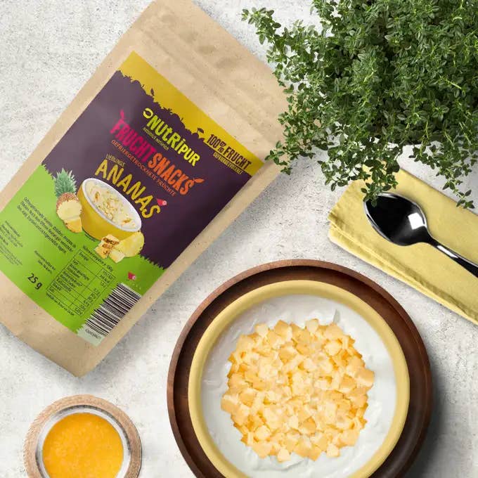 NutriPur - Wholesale Dried/Dehydrated Fruit - Freeze-dried pineapple BITS fruit snack, 25g1