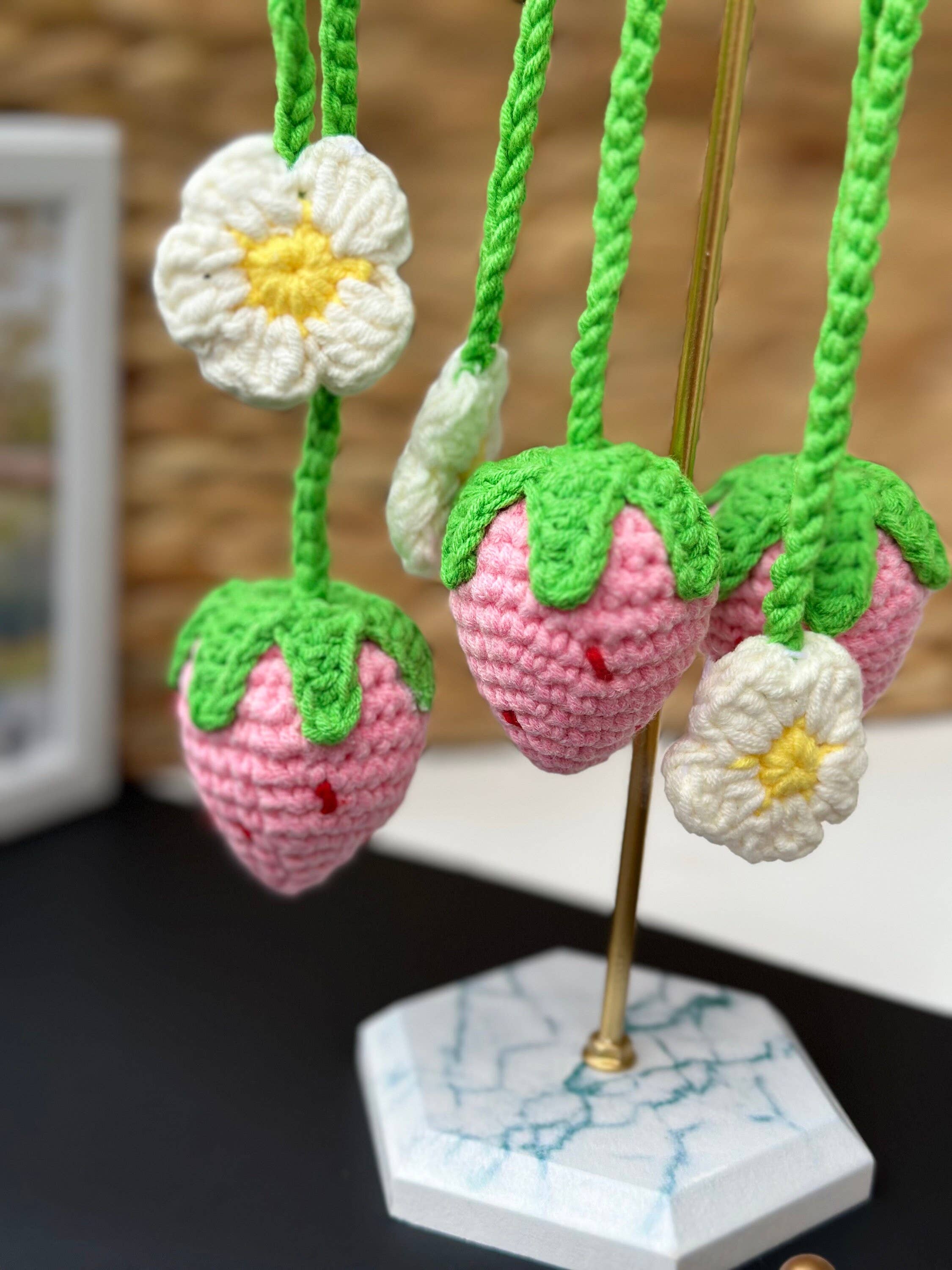 Anh2 LTD – Ornamento por atacado – Crochê de Morango, Decoração Pequena Cereja de Malha Artesanal3