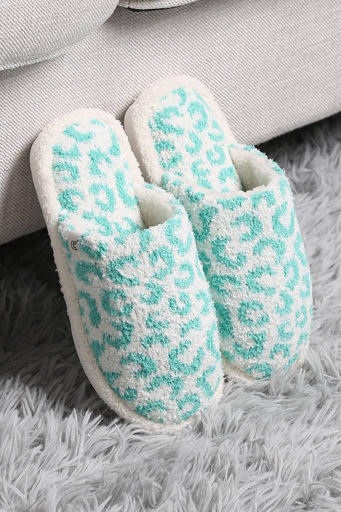 Hana - Wholesale Slippers - Women's - Leopard Print Fuzzy Microfiber Slipper19