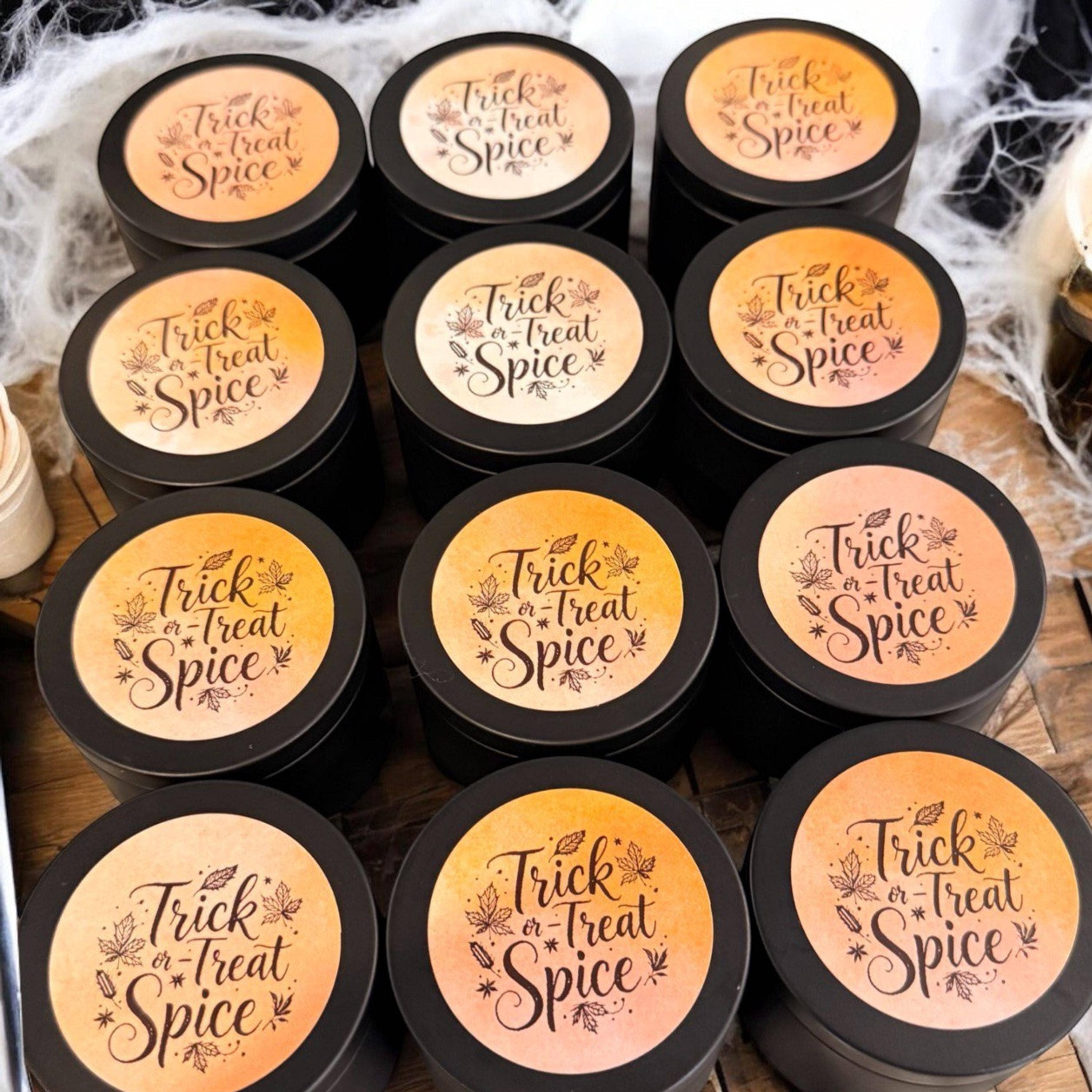Karly’s Candles – Engroshandel Rejsestearinlys – Halloween Græskar Sojavokslys i 4oz Dåsekrukke6