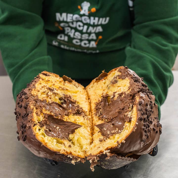 Sicilyaddict - Wholesale Cake - Artisanal CHOCOLATEY Panettone 1.3kg extra-filled with 500g of chocolate cream