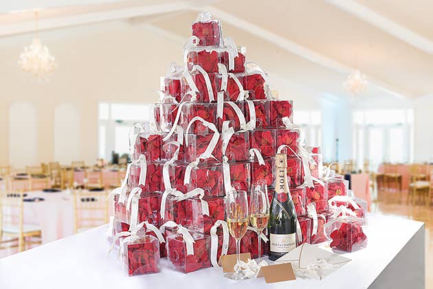 Eternal Roses® - Wholesale Dried/Pressed Flowers - Luxury Scented Eternal Petals15