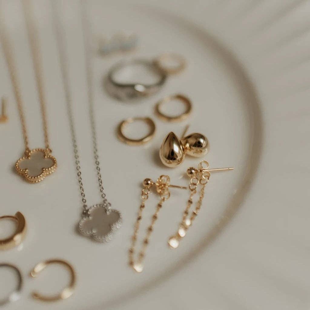 Mauve Jewelry Co. - Vendita all'ingrosso Orecchini a bottone - Orecchini Gemma Chunky a goccia4