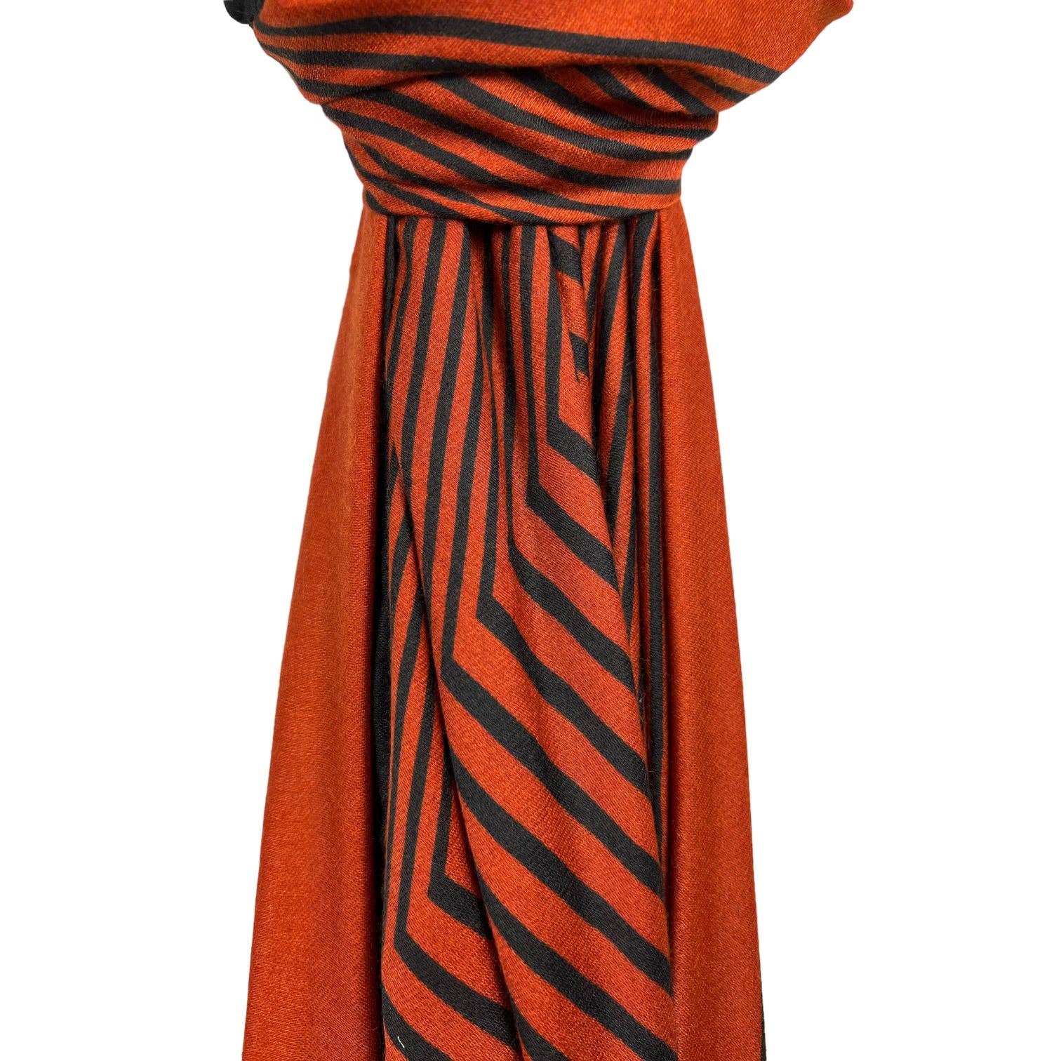 Lili Scarves (US Duty Free) - Wholesale Sjaal - Dames - Lichtgewicht sjaal met groot doornmotief5