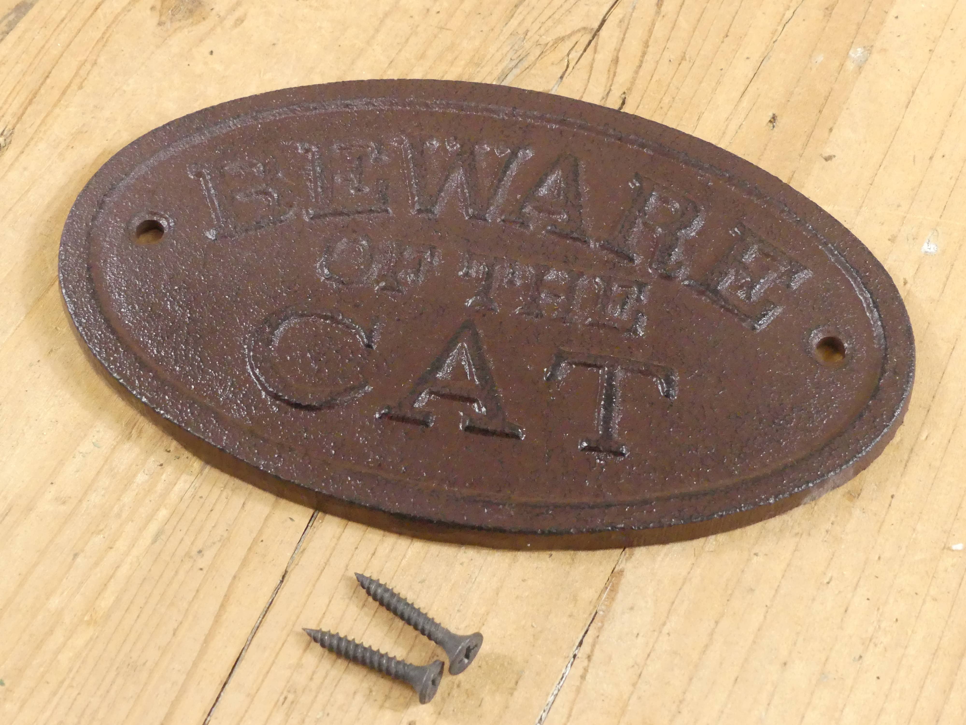 Midwest Craft House - Wholesale Sign - CAST IRON BEWARE OF THE CAT SIGN1