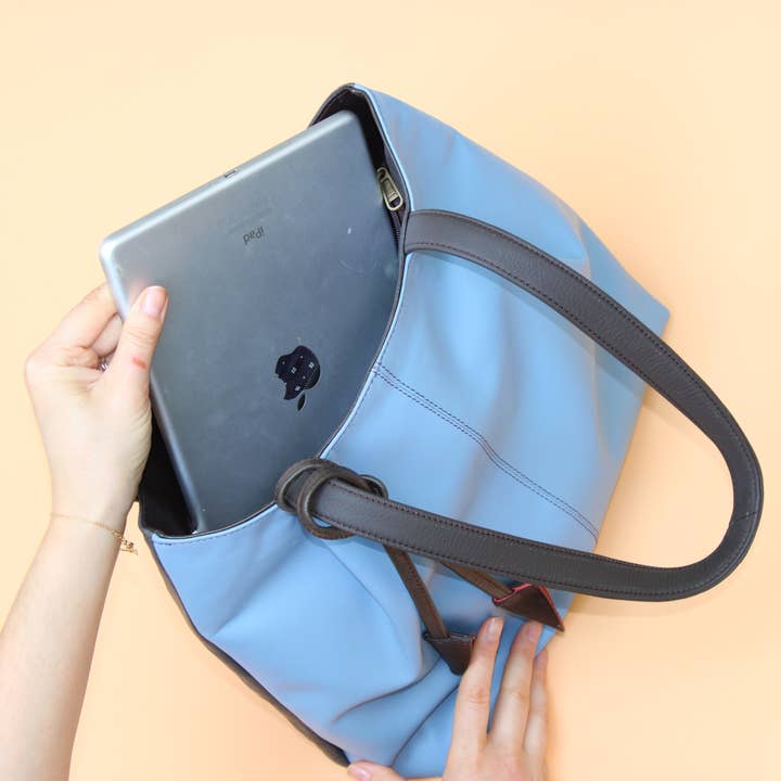 Soruka - Wholesale Shoulder Bag - Women's - Celine · Shoulder Bag with Zipper Cloure7