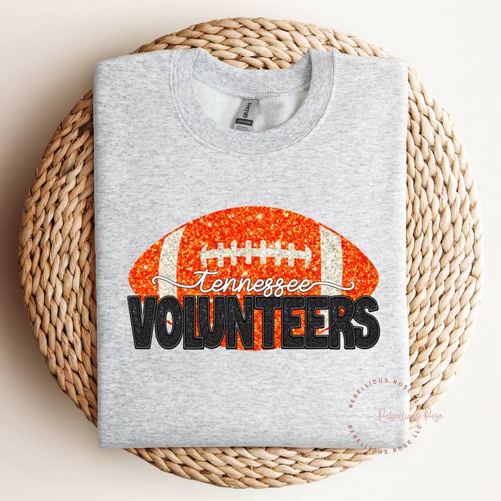 Giornata della partita a girocollo con grafica di football dei Tennessee Volunteers per la vendita all'ingrosso da parte di Rebellious Rose LLC
