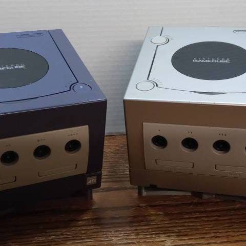 XALT 3D DESIGNS - Wholesale Decorative Tabletop Object - Nintendo GameCube Console Stand