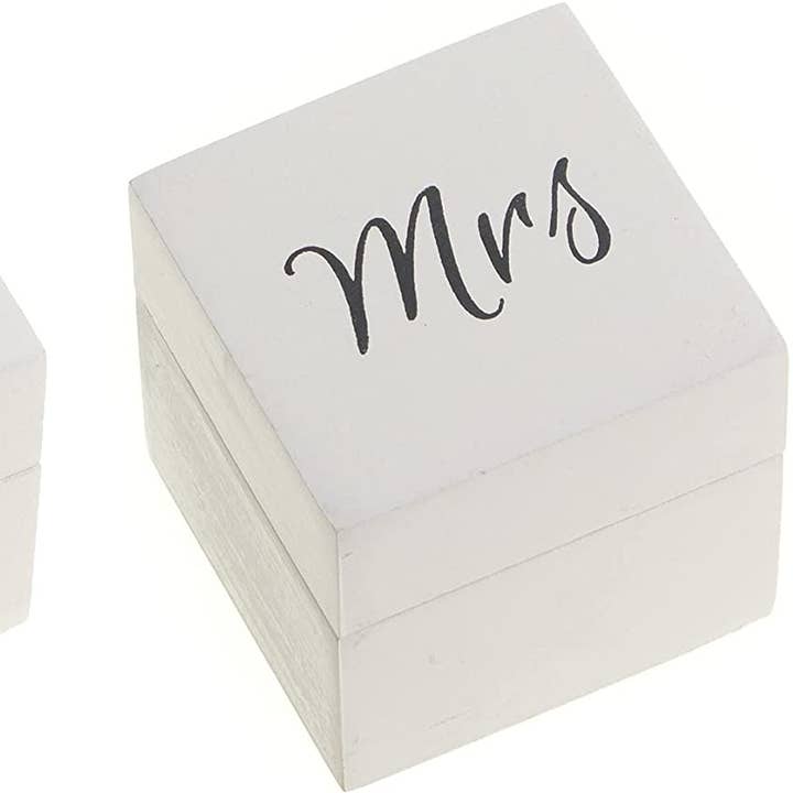 Coffret à bagues Mr & Mrs, blanc et noir pour la vente par Ella Celebration